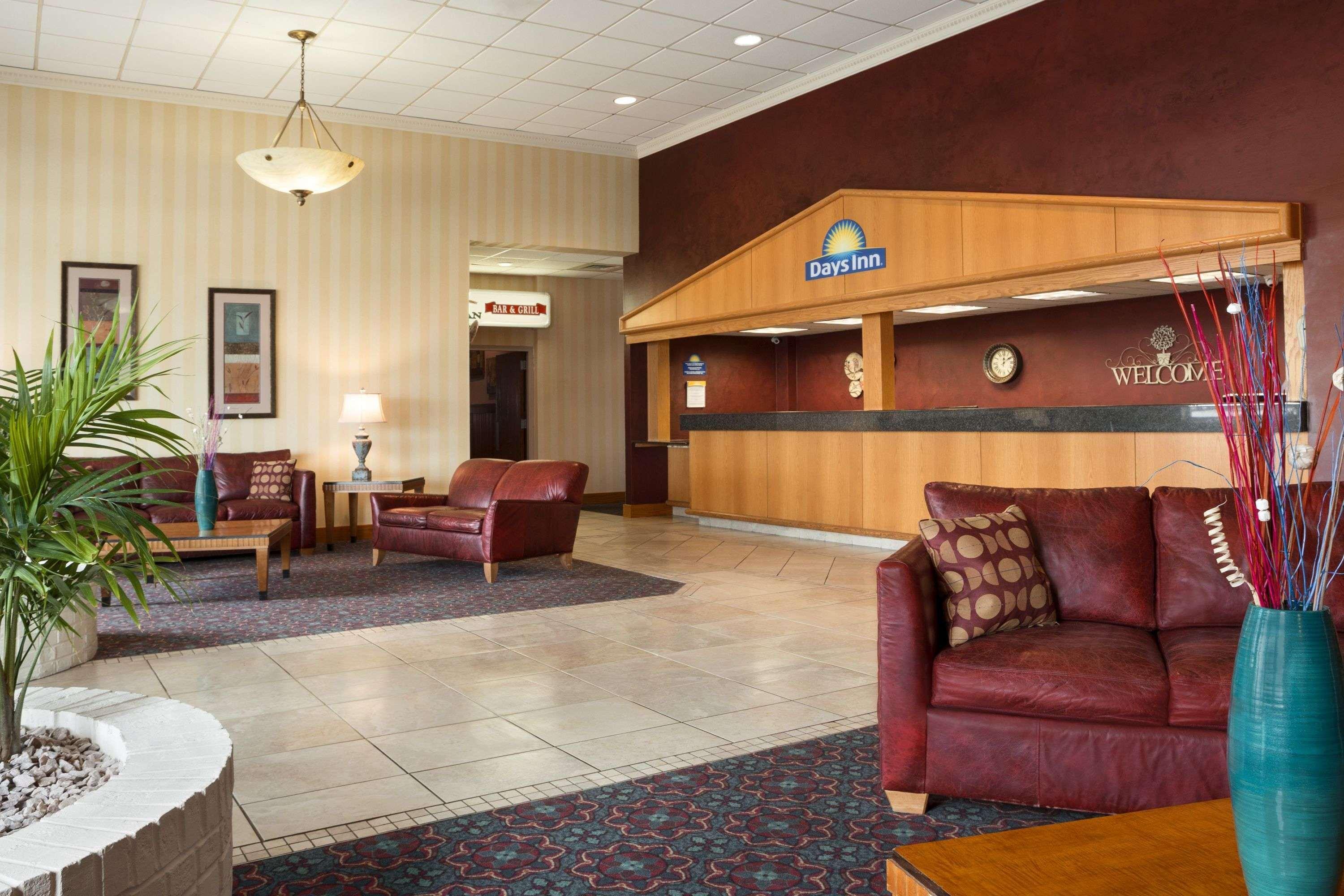 Days Inn By Wyndham Rock Falls Esterno foto